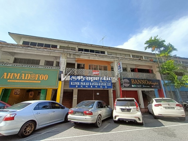 KOMPLEKS ALOR SETAR KANCHUT