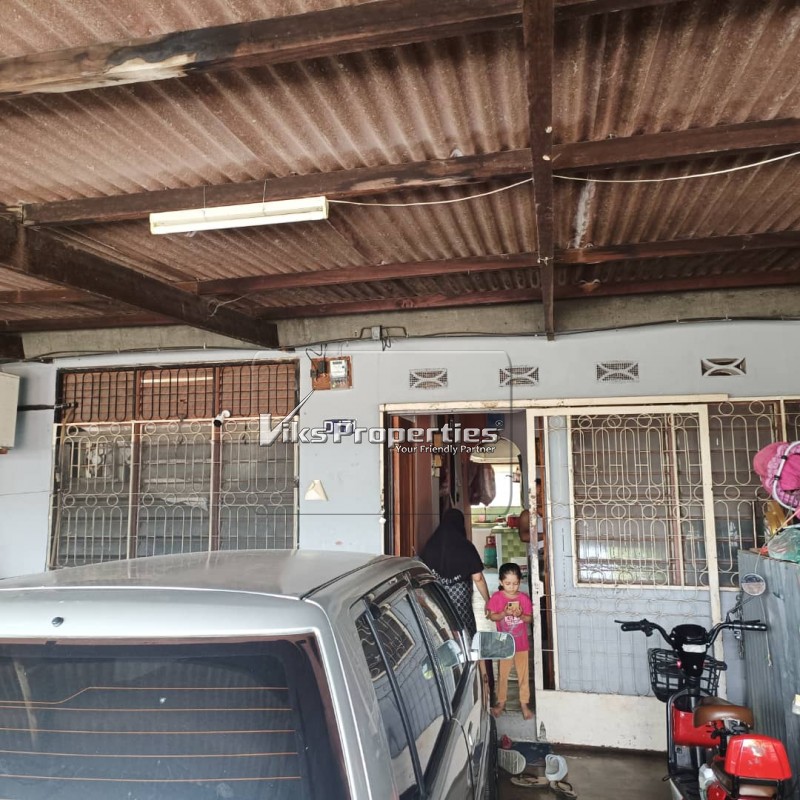 TAMAN WIRA
