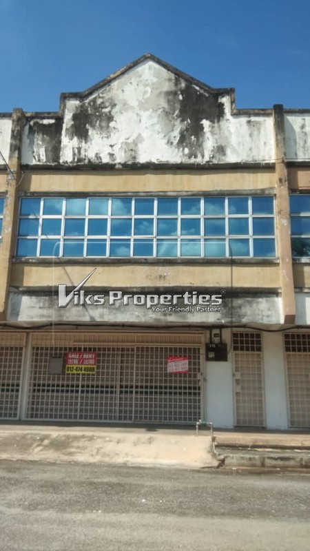 PUSAT PERNIAGAAN WAJA