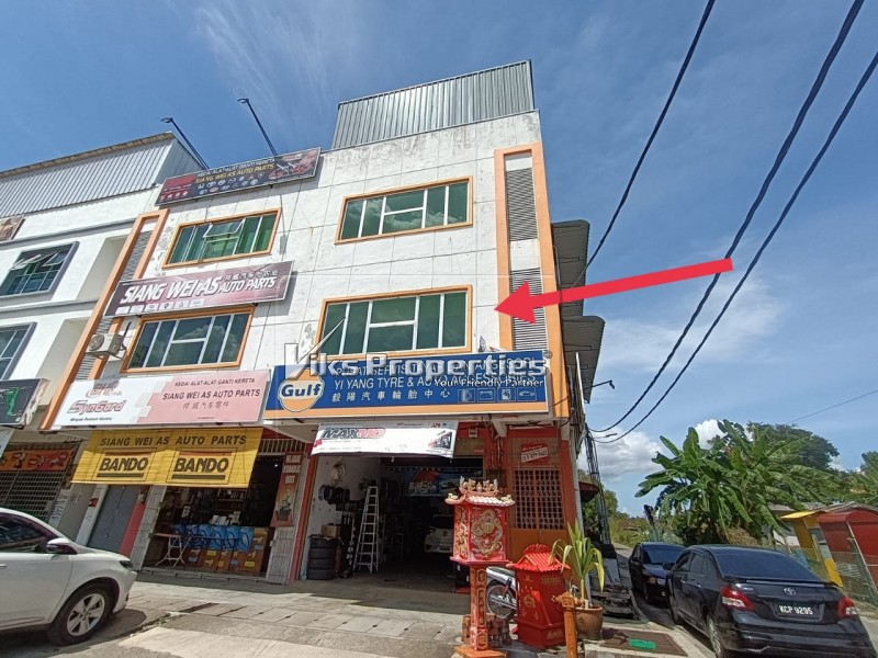 SIMPANG EMPAT JALAN