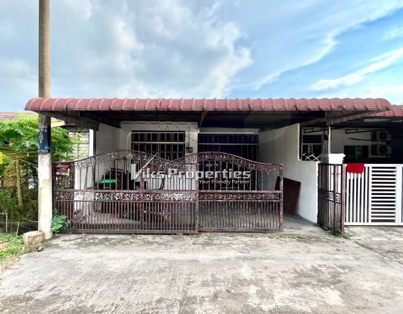 TAMAN BANDAR BARU