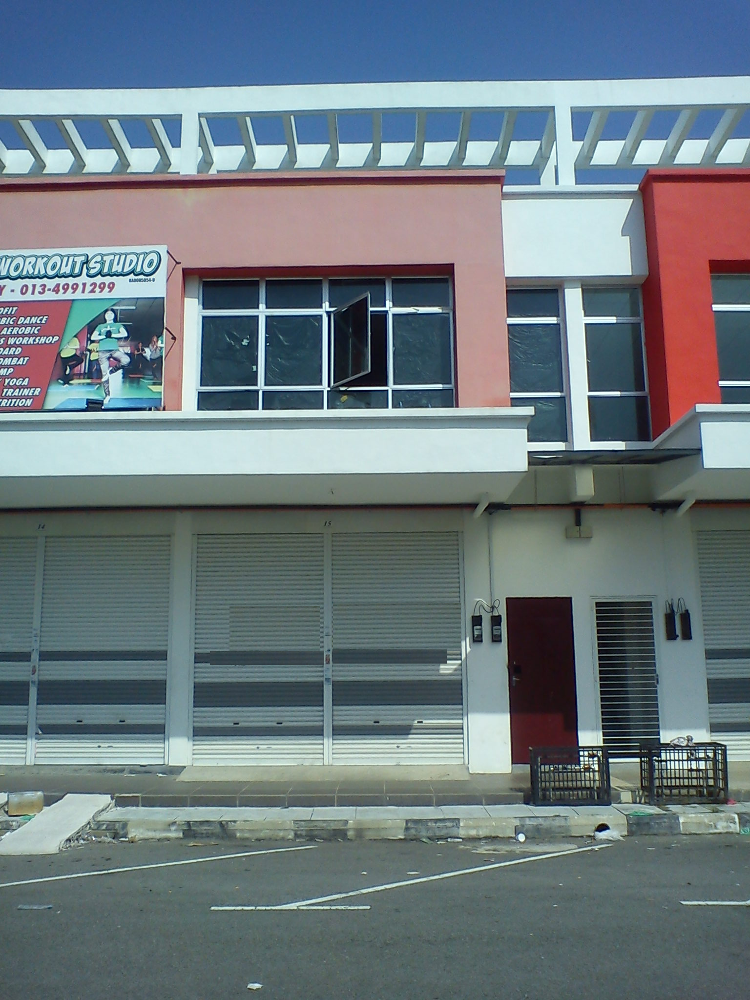 PERMATA HILL PARK