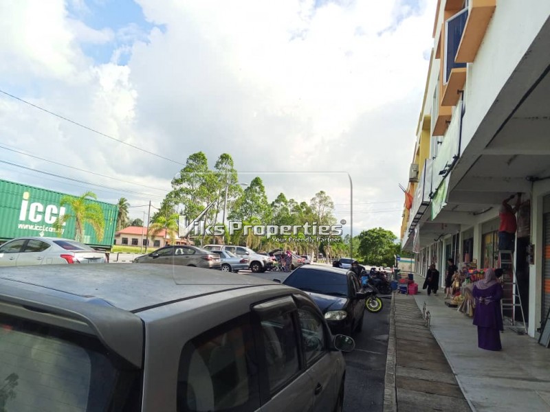 KOMPLEKS PERNIAGAAN SETANJUNG JAYA